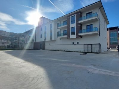 Serdivan Kemalpa�a'da Di� Hastanesine Kom�u Kiral�k 3+1 Daire