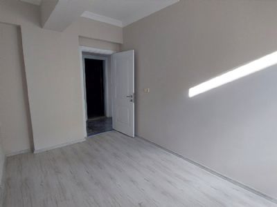 Serdivan Kemalpa�a'da Di� Hastanesine Kom�u Kiral�k 3+1 Daire