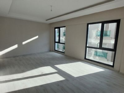 Serdivan Kemalpa�a'da Di� Hastanesine Kom�u Kiral�k 3+1 Daire